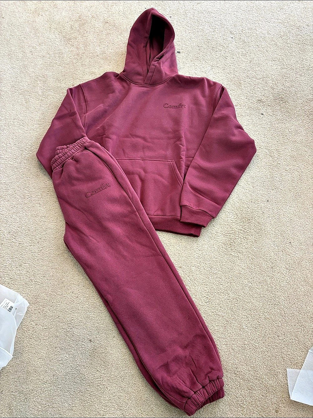 Comfrt Minimalist Size XL hoodie and Size L sweatpants Set NWT